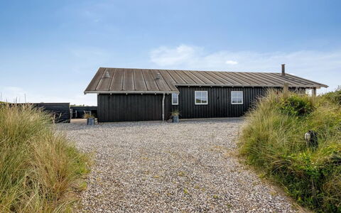 Tume - 250M from the Sea: Gras, Grasland, Landschap, Ecoregio, Plain, Plantengemeenschap, Land Lot, Buitenmeubels, Prairie, Shrubland