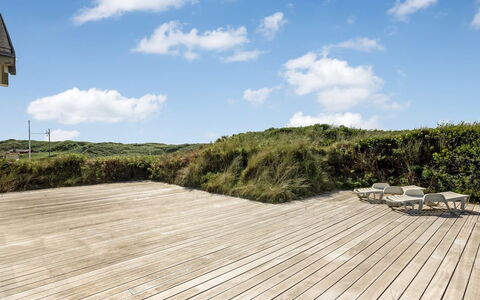Tume - 250M from the Sea: Gras, Grasland, Landschap, Ecoregio, Plain, Plantengemeenschap, Land Lot, Buitenmeubels, Prairie, Shrubland