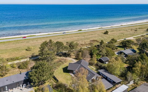 Ilppo - 100M from the Sea: Water, Watervoorraden, Zwemwater,  Felsen\, Kust, Natuurlijk Landschap, Headland, Kust En Oceanic Landvormen, Terrein, Voorgebergte