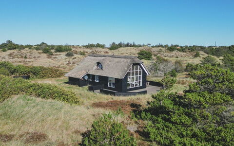 Yanne - 550M from the Sea: Water, Watervoorraden, Zwemwater,  Felsen\, Kust, Natuurlijk Landschap, Headland, Kust En Oceanic Landvormen, Terrein, Voorgebergte
