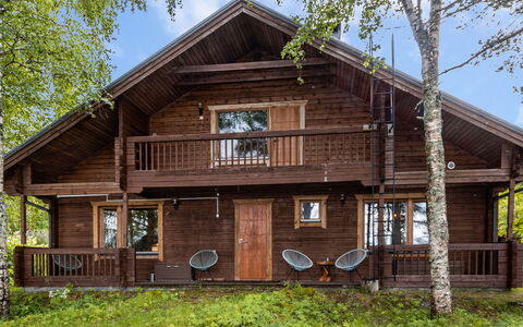 Ohola: Hout, Huis, Huis, Verblijf, Siding, Dak, Veranda, Deur, Blokhut, Hardwood