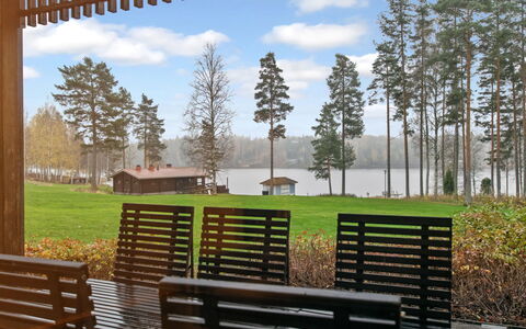 Villa Hanna: Schaduw, Veranda, Dek, Hardwood, Eco Hotel, Landscaping, Beits, Werf, Outdoor Structuur, Paviljoen