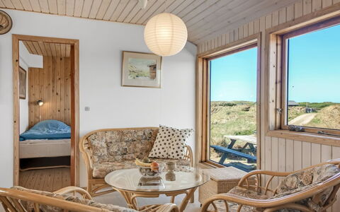 Bena - 300M from the Sea: Hout, Interieur Ontwerp, Meubilair, Plafond, Verdieping, Huis, Kamer, Beits, Hardwood, Woonkamer