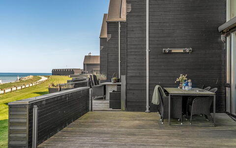 Chayton - 10M from the Sea: Water, Watervoorraden, Zwemwater,  Felsen\, Kust, Natuurlijk Landschap, Headland, Kust En Oceanic Landvormen, Terrein, Voorgebergte