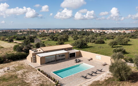 Villa Meti: Zwembad, Samengesteld Materiaal, Landgoed, Toevlucht, Villa, Hacienda, Herenhuis, Eco Hotel, Boerderij, Hotel