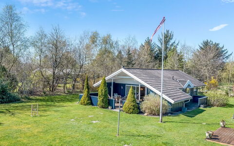Florina - 10Km from the Sea: Huis, Dak, Huis, Verblijf, Schuur, Garden Gebouwen, Siding, Werf, Blokhut, Hut