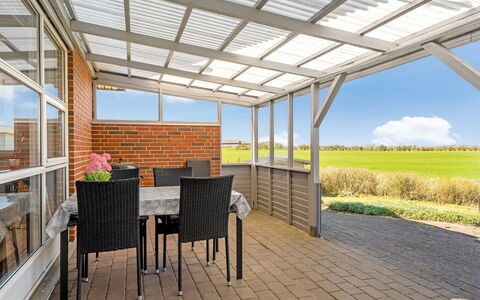 Jale - 500M to the Fjord: Dak, Huis, Huis, Verblijf, Deur, Siding, Dek, Veranda, Plank, Hardwood