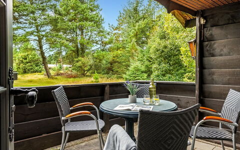 Adelheid - 1.2Km from the Sea: 