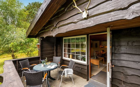 Adelheid - 1.2Km from the Sea: 