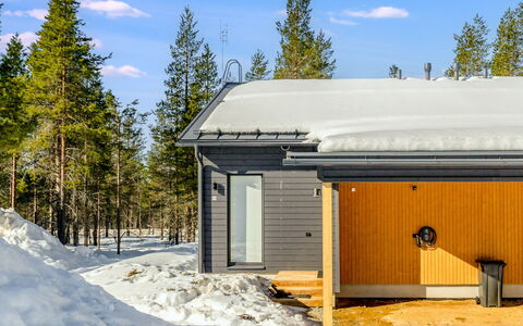 Saariselän Aavahelmi C: Hout, Winter, Sneeuw, Verblijf, Huis, Dak, Huis, Freezing, Siding, Helling