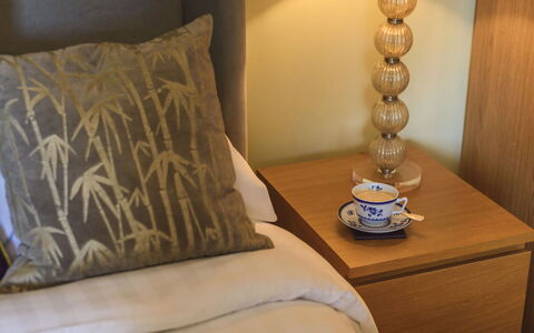 Warberries: Meubilair, Interieur Ontwerp, Textiel, Linens, Slaapkamer, Bruin, Verdieping, Huis, Lampekap, Kussen