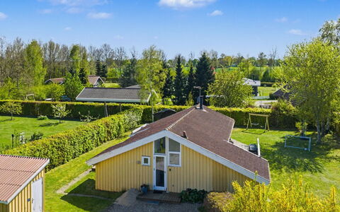 Sote - 330M from the Sea: Huis, Woongebied, Landschap, Dak, Huis, Land Lot, Verblijf, Landgoed, Landscaping, Tuin
