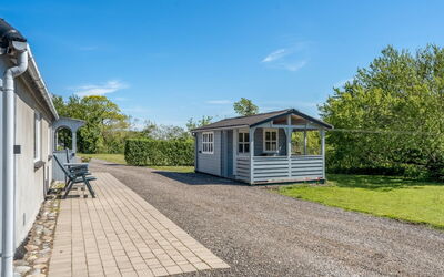 Aslag - 3.5Km from the Sea