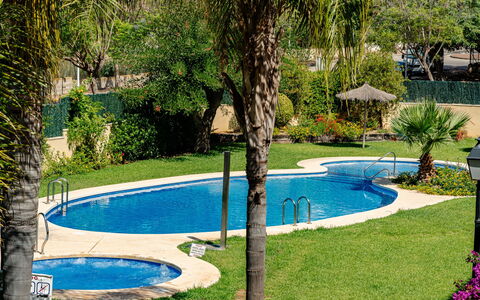 Jávea 455: Zwembad, Toevlucht, Buitenmeubels, Eco Hotel, Landscaping, Schaduw, Vrije Tijd, Hacienda, Tuin