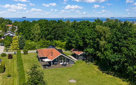 Troen - 400M from the Sea: Woongebied, Vogelperspectief, Huis, Landschap, Huis, Land Lot, Dak, Luchtfotografie, Voorstad, Landgoed