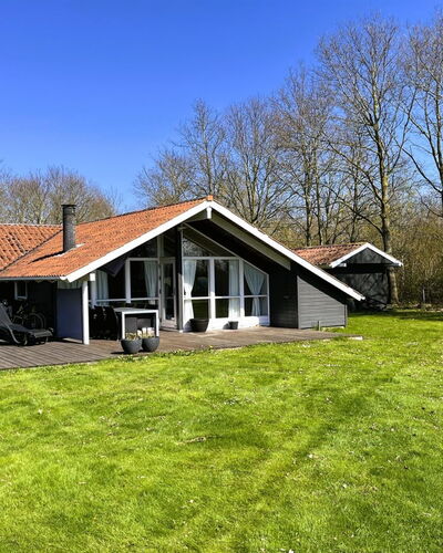 Troen - 400M from the Sea