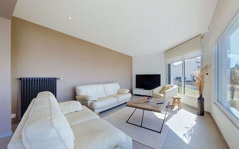 4 Mouettes: Interieur Ontwerp, Flooring, Verdieping, Plafond, Meubilair, Kamer, Verlichting, Huis, Bankstel, Woonkamer