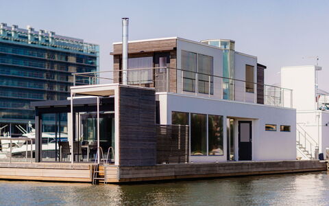 Villa Helmi: Water, Architectuur, Kanaal, Boot, Dok, Naval Architecture