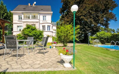 Forestside Villa