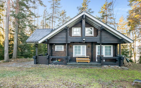 Villa Karmu: Huis, Huis, Verblijf, Dak, Siding, Blokhut, Lariks, Garden Gebouwen, Winter