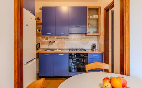 Casa Elena: Hout, Interieur Ontwerp, Flooring, Verdieping, Kamer, Meubilair, Huis, Appartement, Keuken, Beits