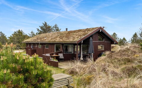 Thorgny - 1Km from the Sea: Plantengemeenschap, Zonlicht, Kruidachtige Plant, Tuin, Plantage, Landbouw, Boerderij