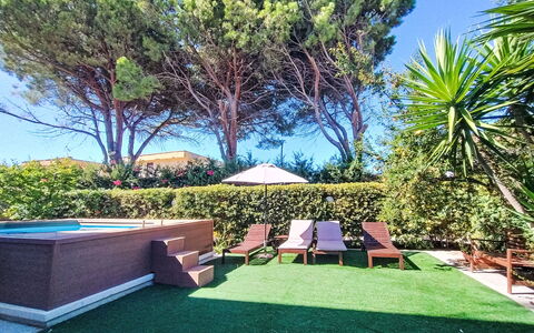 Last Sun Roccella: Struik, Tuin, Landscaping, Gazon, Schaduw, Backyard, Vrije Tijd, Werf, Eco Hotel, Kunstgras