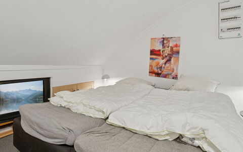 Ofelia - 4Km from the Sea: Woongebied, Struik, Huis, Huis, Tuin, Landgoed, Schaduw, Landscaping, Gazon