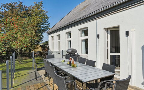 Ofelia - 4Km from the Sea: Dak, Huis, Huis, Verblijf, Deur, Siding, Landgoed, Gazon, Werf, Veranda