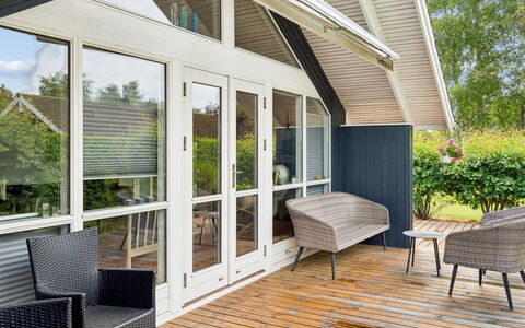 Loreia - 350M from the Sea: Blauw, Verblijf, Huis, Huis, Boerderij, Landgoed, Siding
