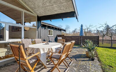 Svenne - 600M from the Sea