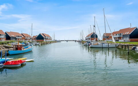 Thorfin - 10M from the Sea: Dak, Huis, Woongebied, Huis, Landgoed, Verblijf, Ontwerp