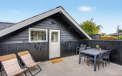 Kajsa - 150M from the Sea: Huis, Verblijf, Veranda, Siding, Boerderij, Outdoor Structuur