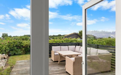Dusine - 340M from the Sea