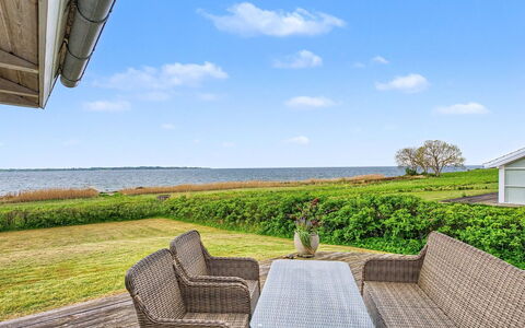 Imelda - 75M from the Sea: Lucht, Wolk, Meubilair, Land Lot, Zee, Stoel, Oceaan, Kust, Buitenmeubels, Kust