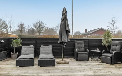 Jurgis - 300M from the Sea: Meubilair, Buitenmeubels, Tableware, Tafel, Drinkware, Stoel, Buitentafel, Voedsel, Fles