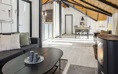 Sölvy - 30Km from the Sea: Interieur Ontwerp, Meubilair, Hout, Flooring, Plafond, Verdieping, Huis, Stoel, Woonkamer, Kamer
