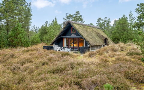 Erhardt - 2Km from the Sea: Verblijf, Hut, Thatching, Keet, Blokhut, Dorp, Prairie, Boerderij, Schuur, Garden Gebouwen