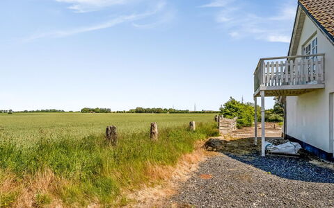 Inger - 9Km from the Sea: Huis, Dak, Huis, Deur, Verblijf, Schaduw, Tuin, Groundcover, Veranda, Werf