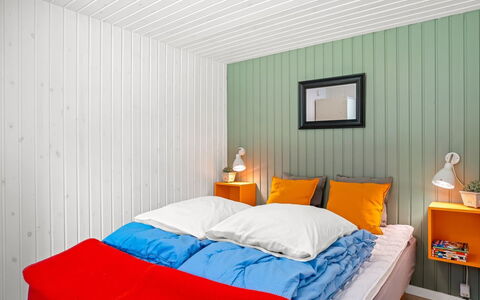 Nanne - from the Sea: Slaapkamer, Interieur Ontwerp, Bed, Laken, Bedding, Hout, Plafond, Meubilair, Verdieping, Flooring