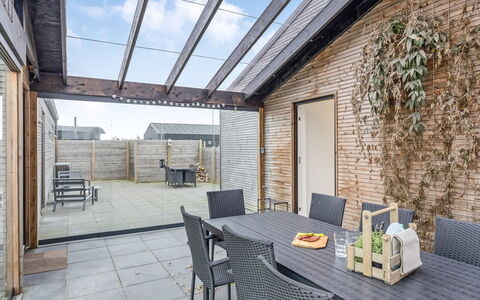 Annica - 1Km from the Sea: Huis, Dak, Huis, Verblijf, Schuur, Garden Gebouwen, Siding, Werf, Blokhut, Hut