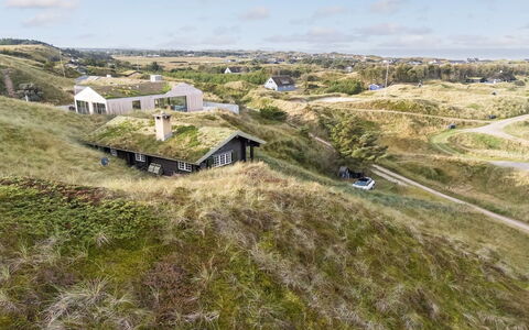 Apelone - 450M from the Sea: Gras, Ecoregio, Grasland, Landelijk Gebied, Landschap, Land Lot, Plantengemeenschap, Dak, Verblijf, Helling
