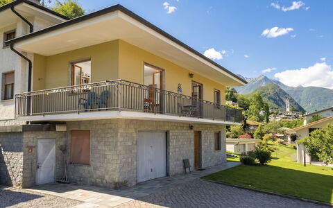 Family Home: Wit, Font, Aantal