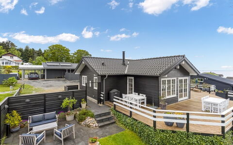 Marlien - 65M from the Sea: Wit, Helling, Kaart