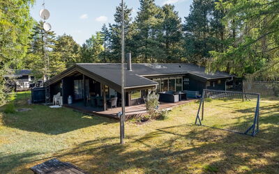 Torkel - 1Km from the Sea