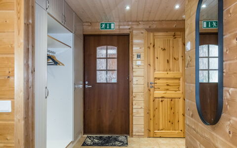 Keselmäkulma: Hout, Verblijf, Huis, Huis, Deur, Hardwood, Garden Gebouwen, Beits, Blokhut, Plank