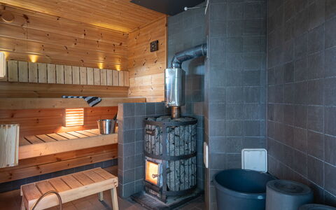 Virtaan Virtavilla: Appartement, Balkon, Condominium, Hek, Buitenmeubels