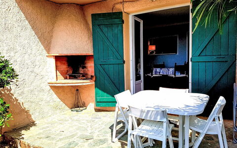 U Sognu: Appartement, Balkon, Kust, Hotel, Toevlucht, Badplaats, Badplaats, Baai, Penthouse