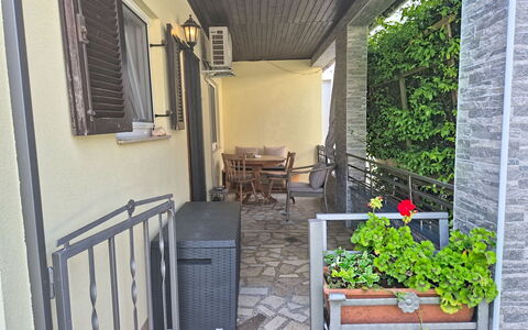 Srećko: Appartement, Balkon, Kust, Hotel, Toevlucht, Badplaats, Badplaats, Baai, Penthouse