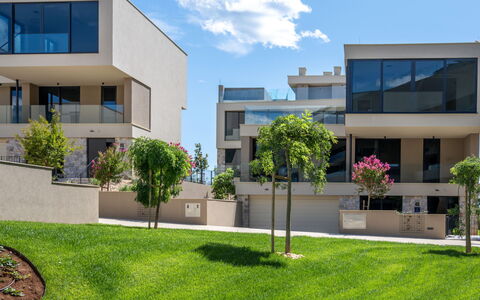 Accommodatie:&nbsp;Petram Deluxe Villa with Rooftop Pool 121.4